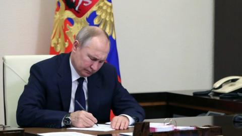 Закон об исключении "иной личной заинтересованности" в качестве мотива для совершения уголовных преступлений в сфере госзакупок.