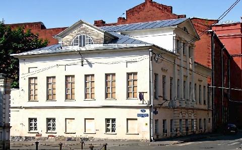 Москва, переулок 3-й Голутвинский, д. 8/10, стр.1, здание площадь  1070,8 кв.м., Цена : 165.258.250 руб. (продажа)