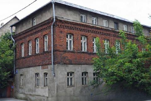 Москва, пер.Ирининский 2-Й, д.7, стр.1, здание площадь 1697,2 кв.м, Цена : 115.949.310 руб. (продажа)