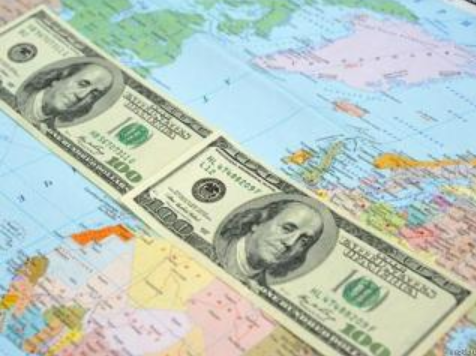 Законопроектом, предполагается расширить перечень разрешенных случаев зачисления средств на счета физических лиц - резидентов, открытые ими в банках за границей