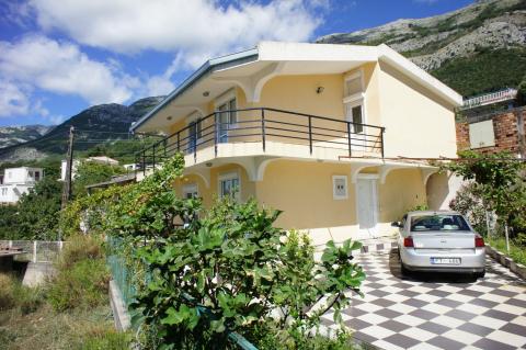 Черногория, Сутоморе, дом 180 кв.м, Цена : 190.000 EUR (продажа)
