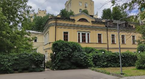 Москва, пер. Староконюшенный, д. 17, стр. 1, здание  1284 кв.м, Цена : 421.152.000 руб. (продажа)