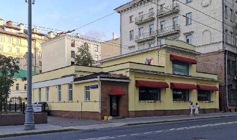 Москва, Б. Полянка, д.  39 стр.1, здание площадь  443,5 кв.м, Цена :  212.880.000 руб. (продажа)