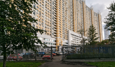 Москва, Хорошевское шоссе дом 12 корпус 1, квартира - студия , площадью ОП = 85,2 кв.м, Цена : 90.000 руб в месяц ( аренда)