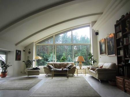 Литва, Вильнюс, Антакальнис, коттедж  534 кв.м, Цена: 800.000 EUR (продажа)