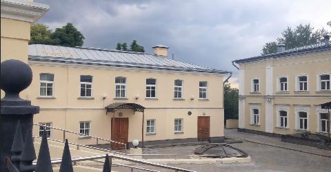 Москва, Верхняя Радищевская, д.1.2.3, коплекс из ЧЕТЫРЕХ зданий  3186 кв.м, Цена : 688.176.000 руб. (продажа)