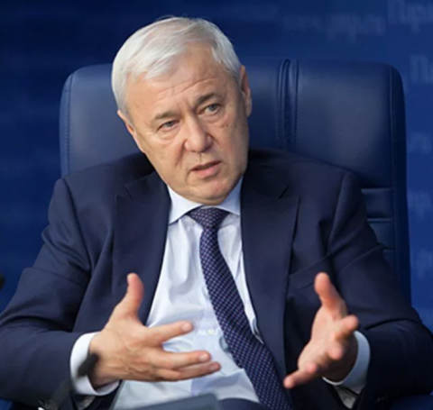 Согласно действующему законодательству, кредиторами по договору синдицированного кредита могут выступать банки и корпорация "ВЭБ.РФ".