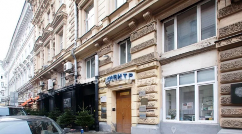 Москва, ул. Петровка, д. 20/1, нежилые помещение ОП = 268,4 кв.м, Цена: 204.363.900 руб. (продажа)