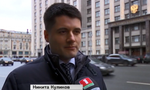 К виртуальным активам, а это  криптовалюты,  к ним должна применяться обычная практика изъятия имущества, пароль знает только владелец кошелька, он его может забыть.