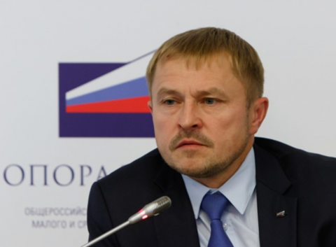 Это не значит, что все не будут репатриировать выручку., но будет отменено обязательное требование и связанные с ними стопроцентные оборотные штрафы.