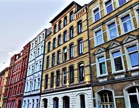 Германия, 30169 Ганновер, Lenaustr. 11а, здание ( арендный бизнес)  1100 кв.м, Цена : 4.400.000 EUR (продажа)