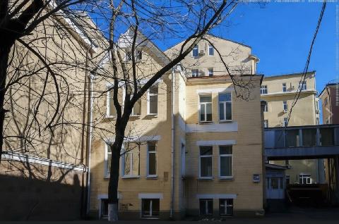 Москва,  пер. Денежный, д. 24, строен. 3, нежилое здание площадь 518 кв.м, Цена : 129.461.668 руб. (продажа)