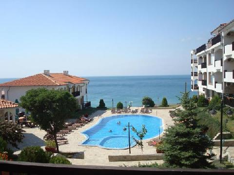 Апартаменты площадью 55 кв.м в комплексе закрытого типа Rutland Beach на курорте Равда, Болгария Цена : 60.500 EUR (продажа)