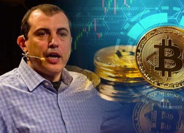 ...использовать биткоин вместо традиционных банковских институтов тщетны, потому что мы лишь пытаемся смоделировать существующую систему с меньшим количеством посредников и меньшей централизацией..