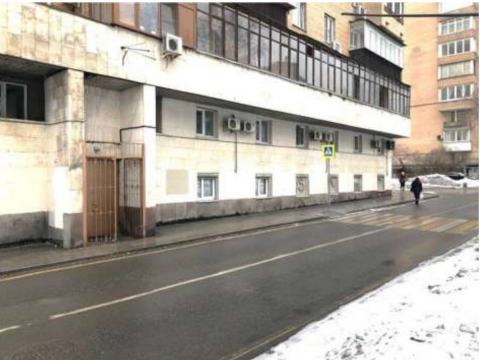 Москва, Украинский б-р, д. 8, стр. 1, нежилое помещение 725,3 кв.м, Цена : 76.058.572 руб. (продажа)
