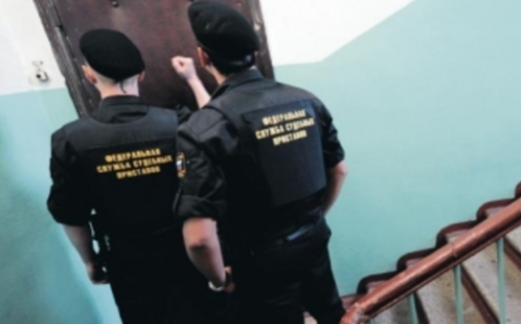  Объявление должника без вести отсутствующим приведет к тому, что его имущество может быть передано в доверительное управление,а супруг гражданина, признанного безвестно отсутствующим, получит право на развод в упрощенном порядке
