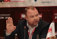 Планировалось, в частности, передать часть тендеров, проводимых для единственного поставщика, в сферу конкурентных процедур, и предоставить дополнительные преференции малому бизнесу. 