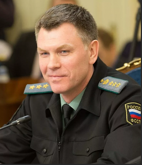 Коллекторам также предложено рассмотреть вопрос об изменении сроков и порядка возврата задолженности гражданами, попавшими в трудную жизненную ситуацию.
