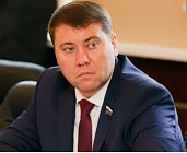 В Госдуме подготовлен законопроект об уве- личении обязательной квоты субъектов малого предпринимательства в госзакупках с 15 до 25%.